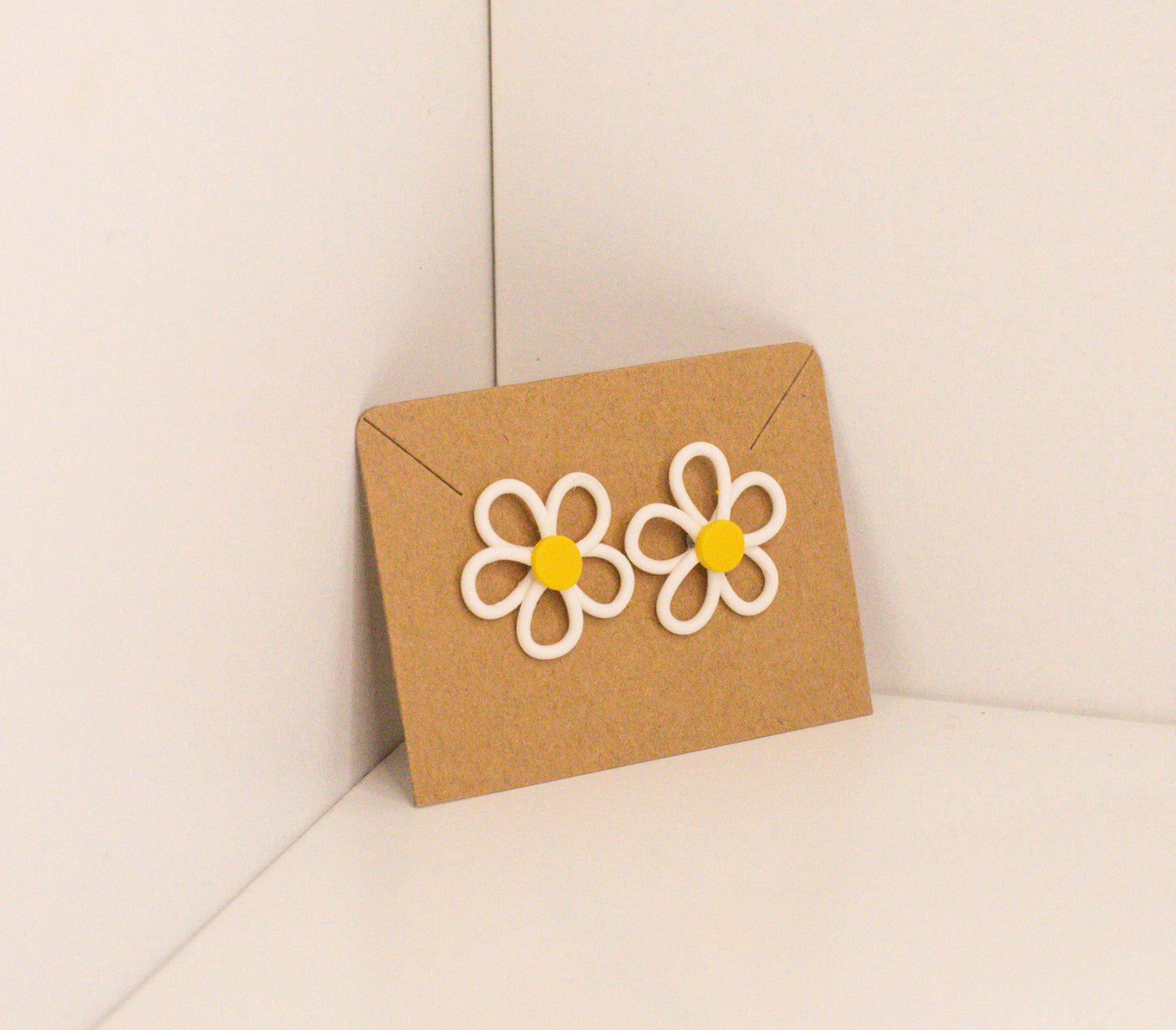 Daisy Outline Studs